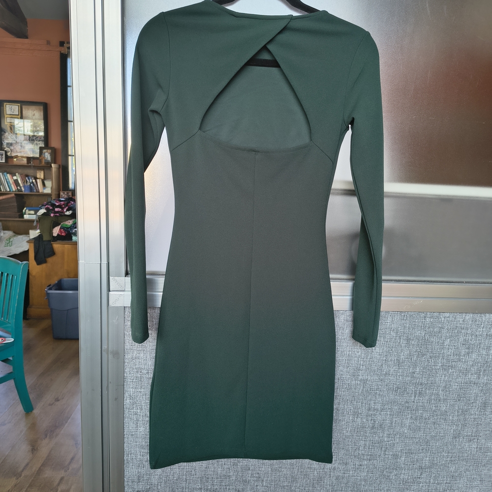 H&M Green Body Con Long-Sleeve Dress - Picture 3 of 6